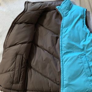Puffy reversible vest